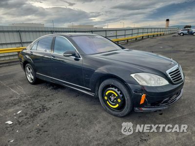 Czwarte zdjęcie samochodu z boku: 2008 MERCEDES-BENZ S 550 VIN:WDDNG71X08A212818 - miniatura