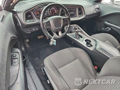 Zdjęcie 8 z 15 samochodu: 2019 DODGE CHALLENGER R/T SCAT PACK VIN:2C3CDZFJ2KH607123 - miniatura