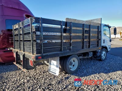 Trzecie zdjęcie samochodu z tyłu: 2019 ISUZU NPR HD VIN:54DC4W1BXKS814342 - miniatura