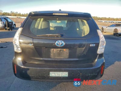 Zdjęcie 6 z 11 samochodu: 2012 TOYOTA PRIUS V VIN:JTDZN3EU8C3152732 - miniatura
