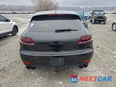Zdjęcie 6 z 12 samochodu: 2017 PORSCHE MACAN GTS AWD VIN:WP1AG2A56HLB50578 - miniatura