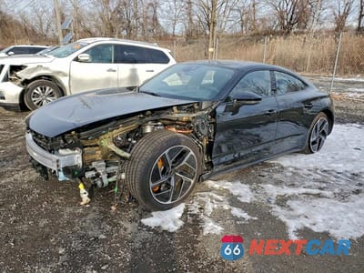 2024 AUDI RS E-TRON GT WAUBHBFW8R7901563 - główne zdjęcie licytacji z USA - miniatura