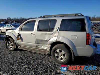 Drugie zdjęcie samochodu z przodu: 2011 NISSAN PATHFINDER S VIN:5N1AR1NB0BC608799 - miniatura