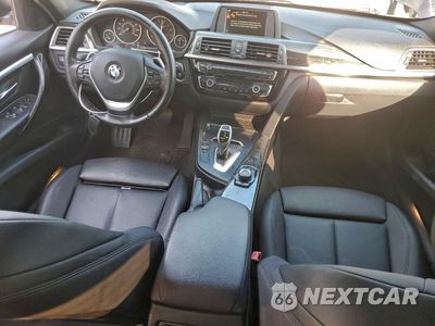 Zdjęcie 8 z 15 samochodu: 2017 BMW 330 I VIN:WBA8B9C39HK885397 - miniatura