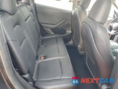 Zdjęcie 10 z 13 samochodu: 2024 TESLA MODEL Y VIN:7SAYGDEE9RF983580 - miniatura