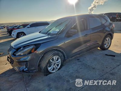 2020 FORD ESCAPE S 1FMCU0F65LUB65564 - główne zdjęcie licytacji z USA - miniatura
