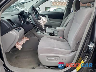 Zdjęcie 7 z 12 samochodu: 2008 TOYOTA HIGHLANDER VIN:JTEDS41A382050025 - miniatura