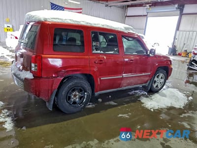Trzecie zdjęcie samochodu z tyłu: 2010 JEEP PATRIOT LIMITED VIN:1J4NF4GB3AD642364 - miniatura