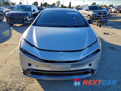 Piąte zdjęcie samochodu w środku: 2023 TOYOTA PRIUS LE VIN:JTDADABU7P3006613 - miniatura