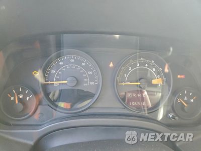 Zdjęcie 9 z 15 samochodu: 2017 JEEP PATRIOT SPORT VIN:1C4NJPBAXHD119891 - miniatura