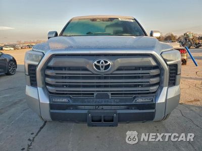 Piąte zdjęcie samochodu w środku: 2025 TOYOTA TUNDRA CREWMAX LIMITED VIN:5TFJA5DB0SX264579 - miniatura