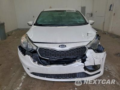 Piąte zdjęcie samochodu w środku: 2014 KIA FORTE EX VIN:KNAFX4A83E5194774 - miniatura