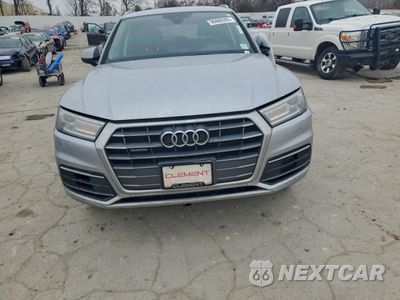 Piąte zdjęcie samochodu w środku: 2018 AUDI Q5 PREMIUM VIN:WA1ANAFY9J2083890 - miniatura