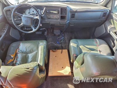 Zdjęcie 8 z 14 samochodu: 2002 CHEVROLET AVALANCHE K1500 VIN:3GNEK13T72G214369 - miniatura