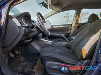 Zdjęcie 7 z 12 samochodu: 2017 NISSAN SENTRA S VIN:3N1AB7AP0HY242780 - miniatura