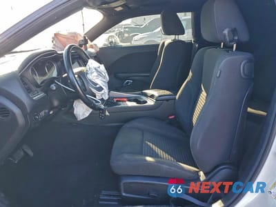 Zdjęcie 7 z 13 samochodu: 2019 DODGE CHALLENGER SXT VIN:2C3CDZGG8KH706564 - miniatura