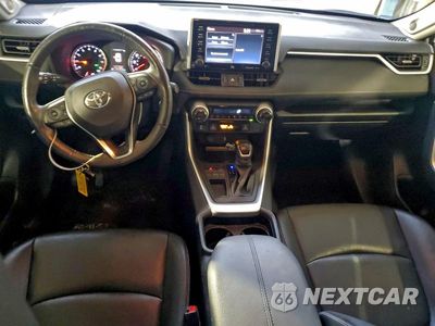 Zdjęcie 8 z 11 samochodu: 2019 TOYOTA RAV4 XLE PREMIUM VIN:JTMC1RFV9KD510974 - miniatura
