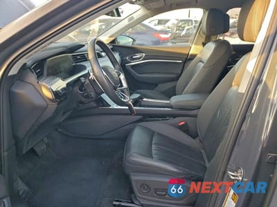 Zdjęcie 7 z 12 samochodu: 2024 AUDI Q8 E-TRON PREMIUM PLUS VIN:WA15AAGE4RB053550 - miniatura