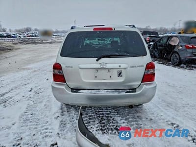 Zdjęcie 6 z 13 samochodu: 2005 TOYOTA HIGHLANDER VIN:JTEGD21A550126251 - miniatura