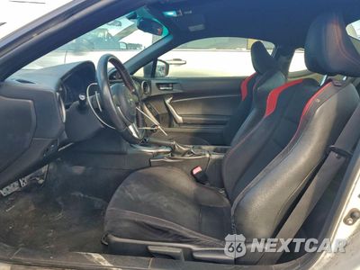 Zdjęcie 8 z 13 samochodu: 2013 TOYOTA SCION FR-S VIN:JF1ZNAA13D2711410 - miniatura