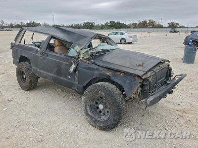 Czwarte zdjęcie samochodu z boku: 1992 JEEP CHEROKEE VIN:1J4FJ58S3NL102998 - miniatura