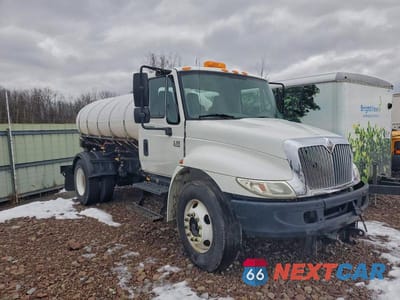 2005 INTERNATIONAL 4300 DE-ICER TRUCK 1HTMMAAM35H686253 - główne zdjęcie licytacji z USA - miniatura
