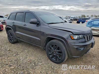 Czwarte zdjęcie samochodu z boku: 2019 JEEP GRAND CHEROKEE LAREDO VIN:1C4RJEAGXKC819919 - miniatura
