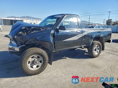 1993 TOYOTA PICKUP 1/2 TON SHORT WHEELBASE DX 4TARN01P2PZ124308 - główne zdjęcie licytacji z USA - miniatura