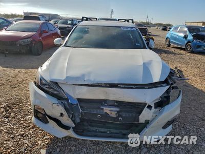 Piąte zdjęcie samochodu w środku: 2022 NISSAN ALTIMA SL VIN:1N4BL4EW1NN418507 - miniatura