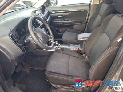 Zdjęcie 7 z 11 samochodu: 2020 MITSUBISHI OUTLANDER SE VIN:JA4AZ3A34LZ017656 - miniatura