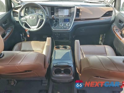 Zdjęcie 8 z 14 samochodu: 2019 TOYOTA SIENNA XLE VIN:5TDYZ3DC5KS998189 - miniatura
