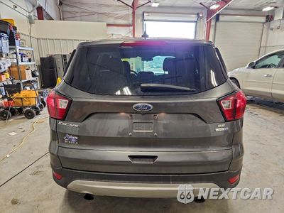Zdjęcie 6 z 13 samochodu: 2019 FORD ESCAPE SE VIN:1FMCU9GD8KUB31148 - miniatura