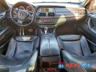 Zdjęcie 8 z 13 samochodu: 2012 BMW X6 M VIN:5YMGZ0C53CLL29619 - miniatura