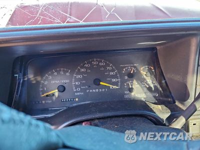 Zdjęcie 9 z 13 samochodu: 1998 CHEVROLET GMT-400 K1500 VIN:1GCEK19R9WR162009 - miniatura