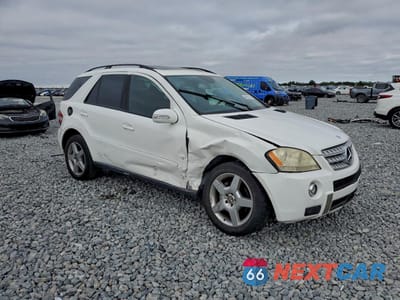 Czwarte zdjęcie samochodu z boku: 2006 MERCEDES-BENZ ML 350 VIN:4JGBB86E06A083139 - miniatura