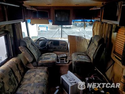 Piąte zdjęcie samochodu w środku: 2002 FORD F550 SUPER DUTY STRIPPED CHASSIS VIN:1FCLF53S220A07962 - miniatura