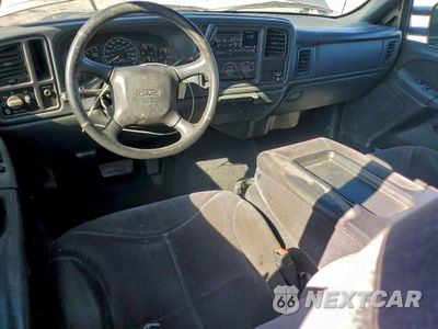 Zdjęcie 8 z 12 samochodu: 2001 GMC SIERRA C2500 HEAVY DUTY VIN:1GTHC29UX1E291851 - miniatura