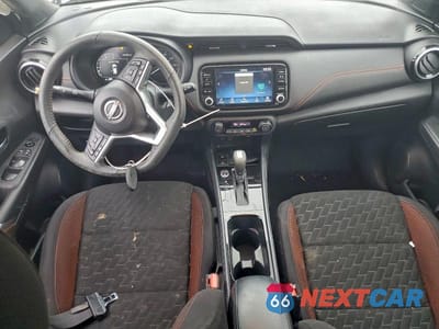 Zdjęcie 8 z 12 samochodu: 2022 NISSAN KICKS SR VIN:3N1CP5DV8NL500545 - miniatura
