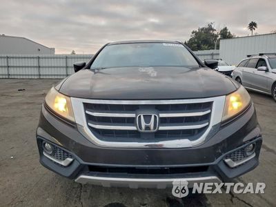 Piąte zdjęcie samochodu w środku: 2014 HONDA CROSSTOUR EXL VIN:5J6TF3H54EL000130 - miniatura