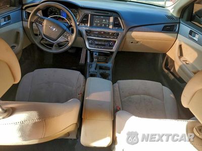 Zdjęcie 8 z 12 samochodu: 2017 HYUNDAI SONATA SE VIN:5NPE24AF1HH550199 - miniatura