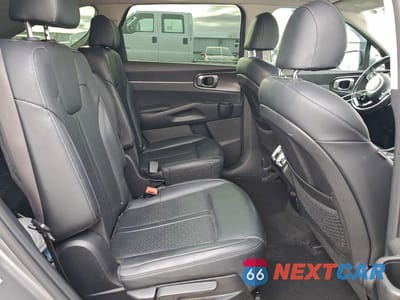 Zdjęcie 11 z 12 samochodu: 2022 KIA SORENTO VIN:KNDRHDLG9N5080165 - miniatura
