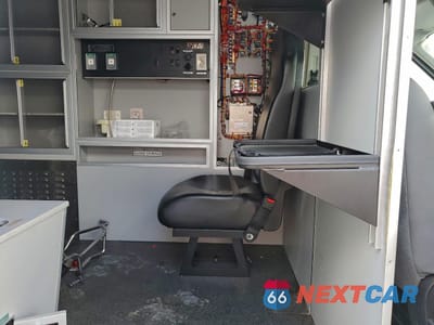 Zdjęcie 10 z 12 samochodu: 2015 FORD TRANSIT T-250 VIN:1FDYR2XV5FKB29625 - miniatura