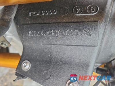 Zdjęcie 8 z 9 samochodu: 2006 KAWASAKI ZX636 C1 VIN:JKBZXJC176A035592 - miniatura