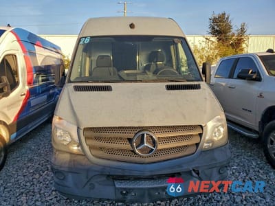 Piąte zdjęcie samochodu w środku: 2018 MERCEDES-BENZ SPRINTER 2500 V6 TDSL CARGO 3.0L STANDARD ROOF VIN:WD3PE7CD9JP625815 - miniatura