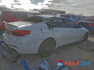 Trzecie zdjęcie samochodu z tyłu: 2019 BMW M550XI VIN:WBAJB9C52KB287954 - miniatura