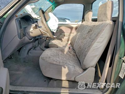 Zdjęcie 7 z 12 samochodu: 2003 TOYOTA TACOMA VIN:5TENL42N63Z263207 - miniatura