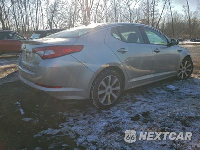 Trzecie zdjęcie samochodu z tyłu: 2013 KIA OPTIMA SX VIN:5XXGR4A61DG133532 - miniatura