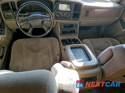 Zdjęcie 8 z 12 samochodu: 2003 CHEVROLET SUBURBAN C1500 VIN:1GNEC16Z63J152136 - miniatura