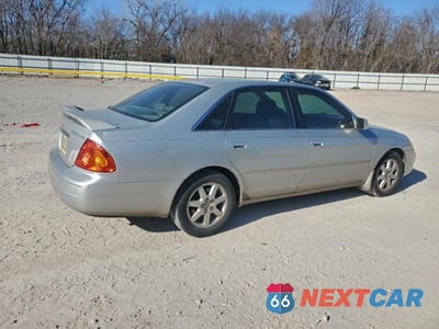 Trzecie zdjęcie samochodu z tyłu: 2002 TOYOTA AVALON XL VIN:4T1BF28B92U263961 - miniatura