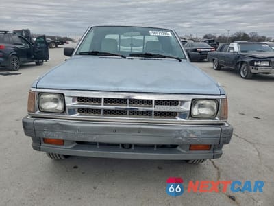 Piąte zdjęcie samochodu w środku: 1988 MAZDA B2200 CAB PLUS VIN:JM2UF3134J0364266 - miniatura
